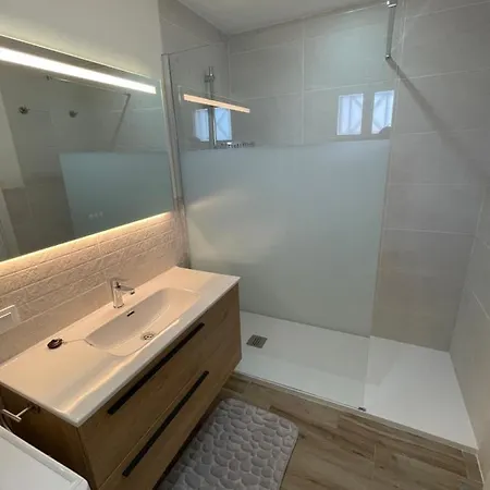 Neue Terrassenwohnung Mit Pool Puerto de la Cruz (Tenerife)
